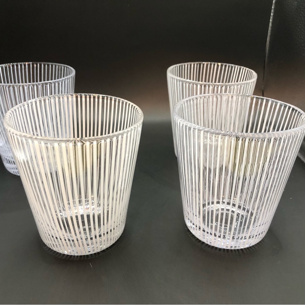 Set of 4 hand blown glasses with white glass striping